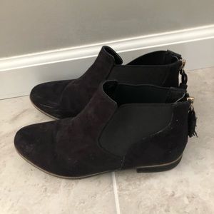 Dr. Scholl’s Black Booties